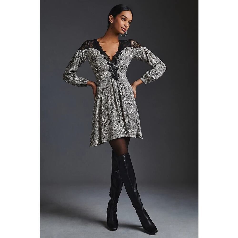 NWT By Anthropologie Lacy V-Neck Mini Dress US 6 White Black #8C482